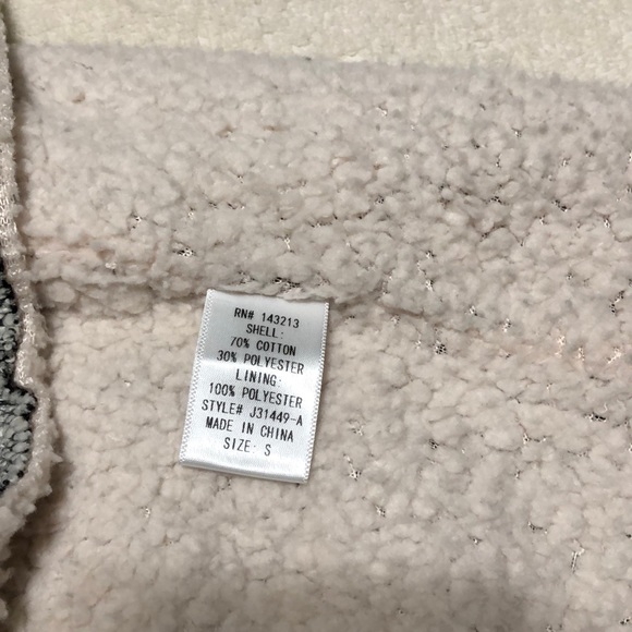 Miss Love Jacket HP! 🥳 - Picture 5 of 7